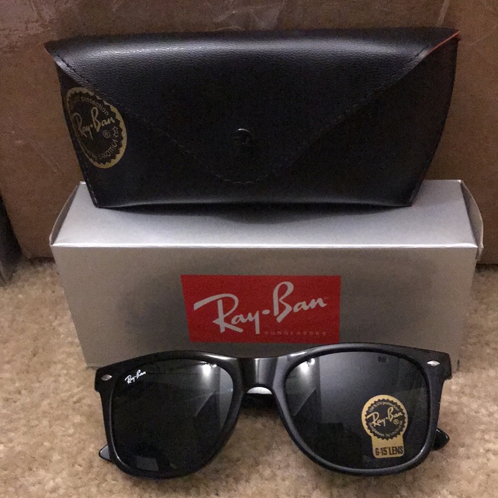 Men’s Ray-Ban Sunglasses (Black)